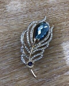 Blue Crystal Flower Pin